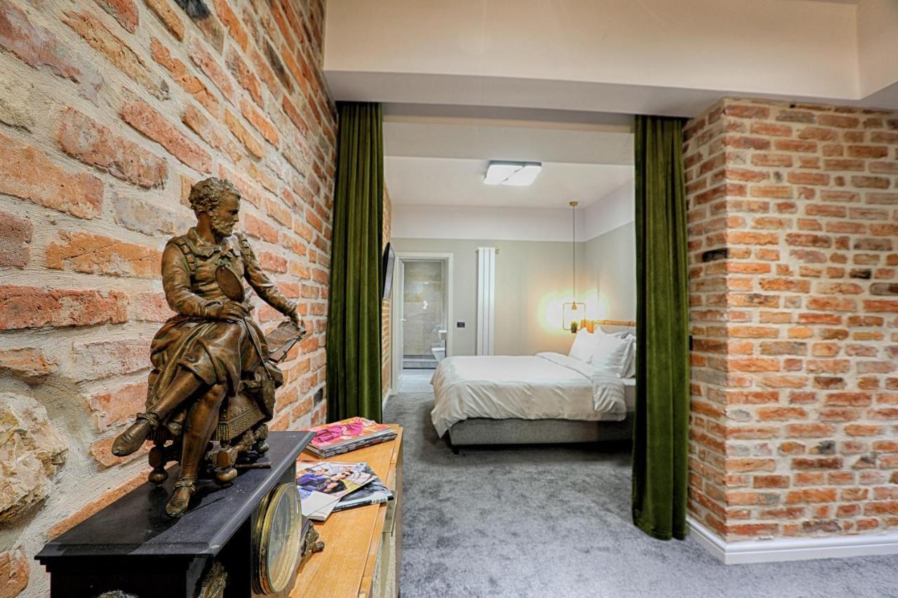 Nani Nani Boutique Hotel Brasov Exterior photo